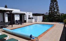 Villa Imogen With New Heated Swimming Pool